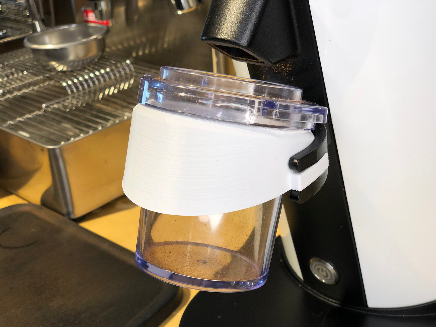 TurinTilter - DF64 Grinder Dosing Cup Holder (G-Iota)